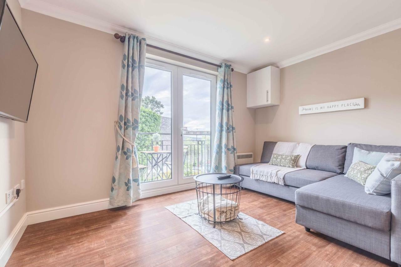 Modern Apartment Within Short Walk Of The Castle, High Street And Long Walk - Free Parking Windsor Ngoại thất bức ảnh